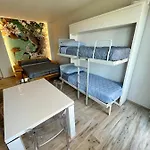 Karpa House 아파트 *